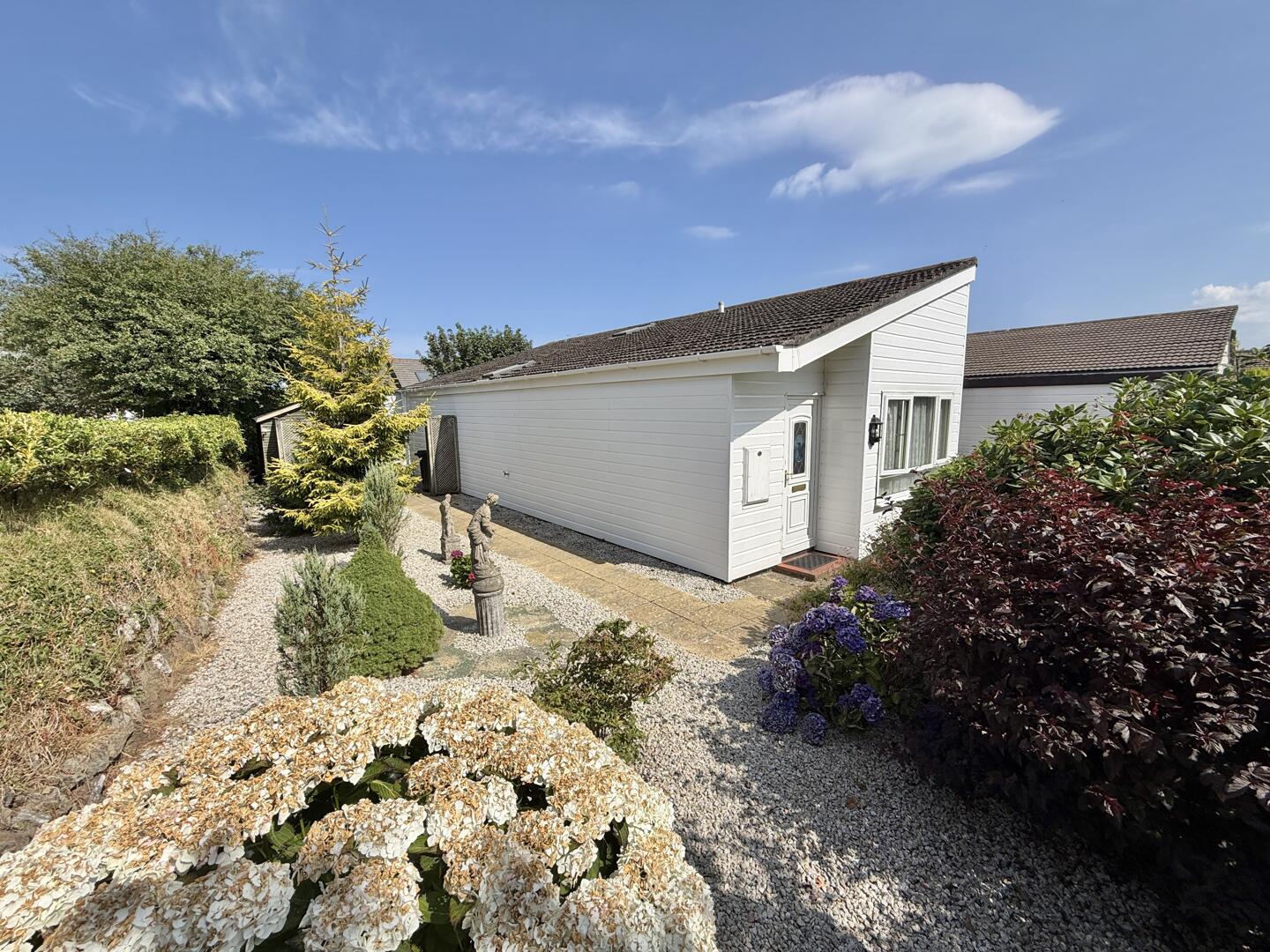 2 bed property in Penhallow Close, Truro